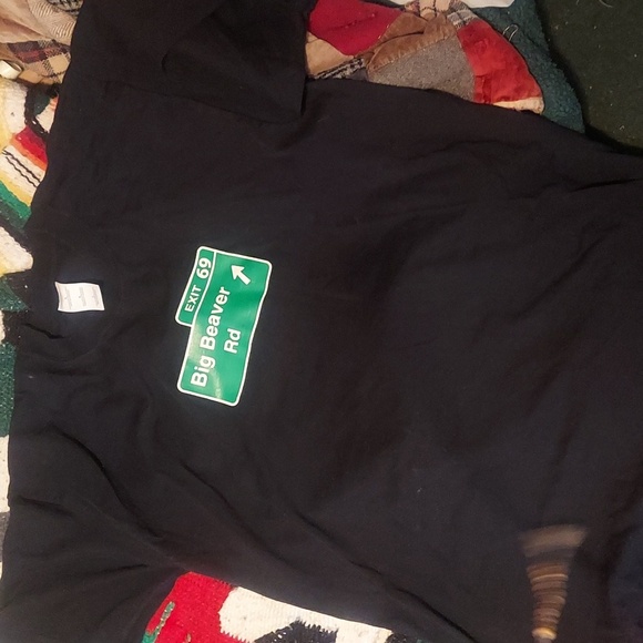 Vintage Other - Iconic metro detroit street sign graphic tee. Exit 69 big beaver rd.